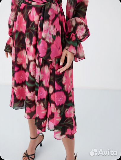 Платье Solo-U размер М