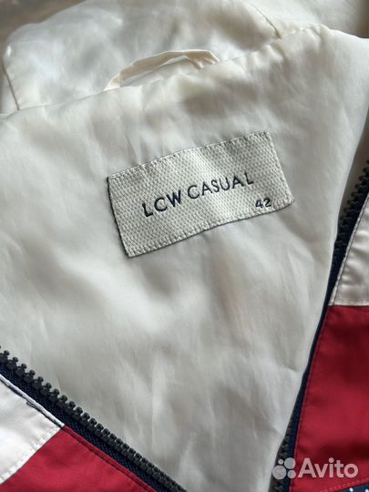 Ветровка женская LC Waikiki