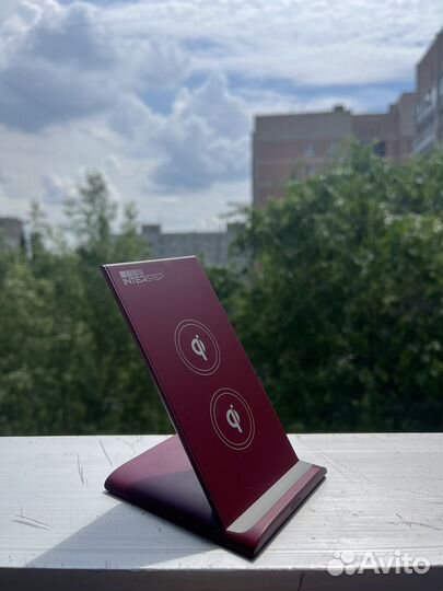 Беспроводное зарядное устройство