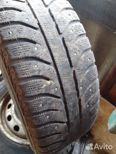 Bridgestone Blizzak Ice 195/60 R15