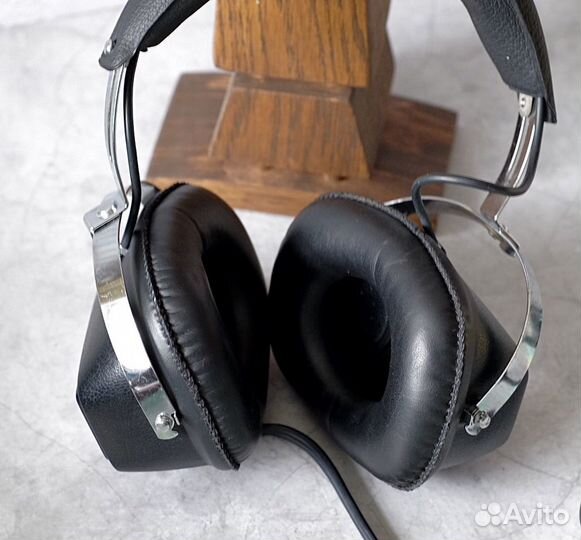 Квадрофонические наушники Technics EAH-404