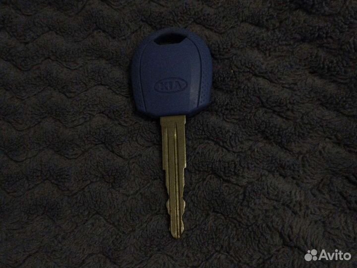 Ключи от Авто :цена за один ключ