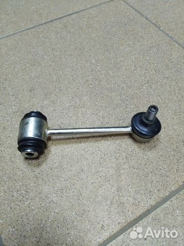 Стойка стабилизатора Тойота Лексус 4883030080