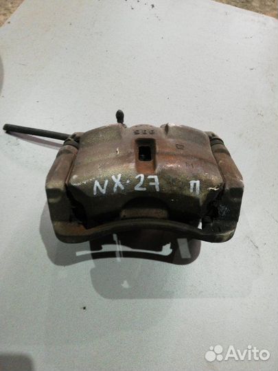 Суппорт передний правый Nissan X-Trail NT-31 2.5