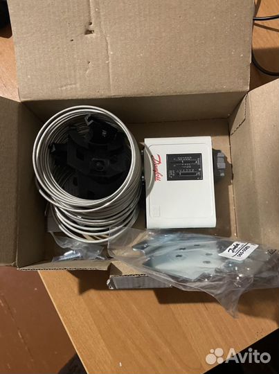 Реле температуры (060L126466) Danfoss KP61-6