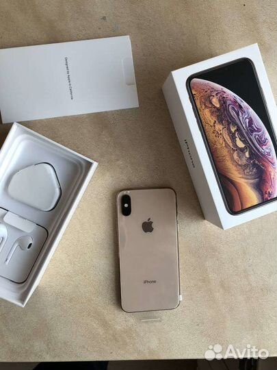 iPhone XS 64GB золото