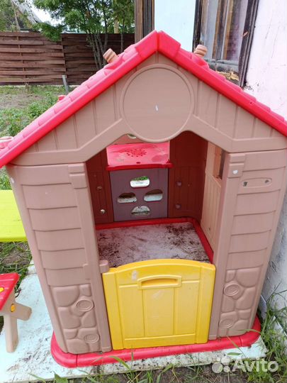 Детский игровой пластиковый домик