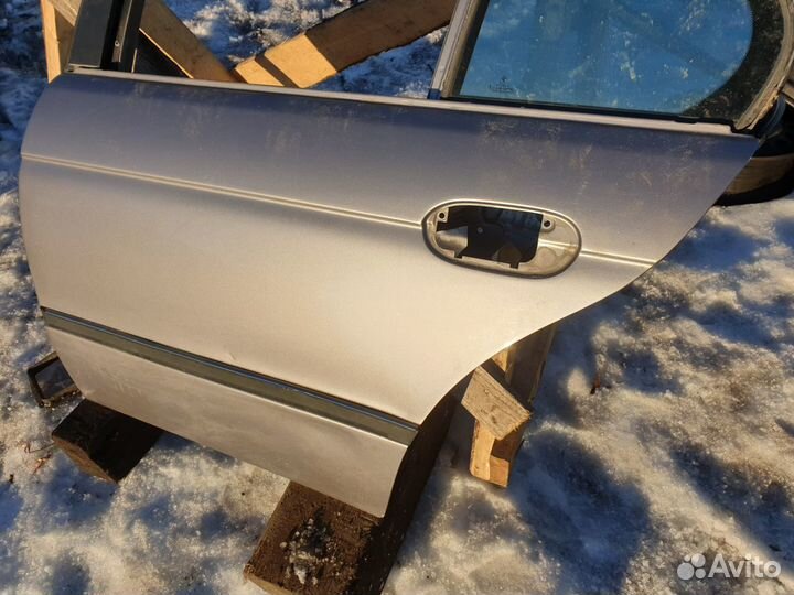 Дверь задняя левая BMW 5 series E39 бмв Седан