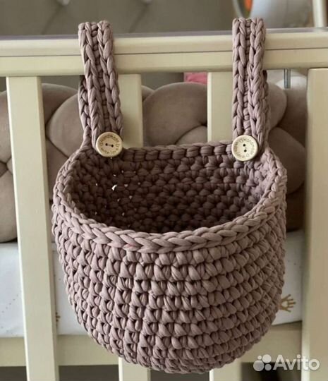 Корзина вязаная подвесная для детской кроватки