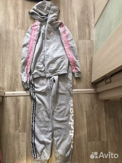 Спортивный костюм