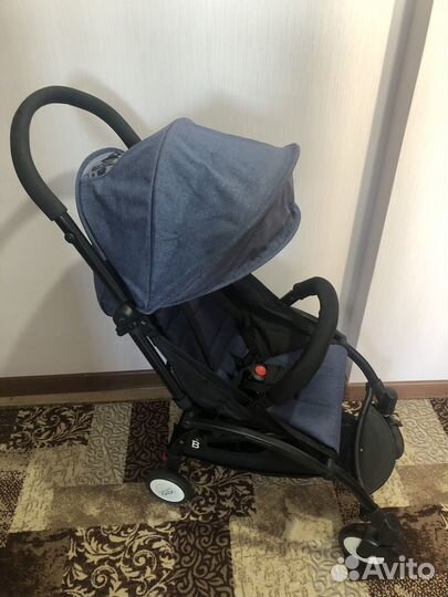 Прогулочная коляска складная