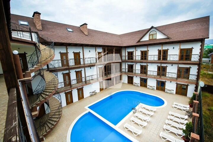 Гостиница, 2300 м²