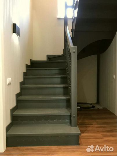 Лестница из лиственницы