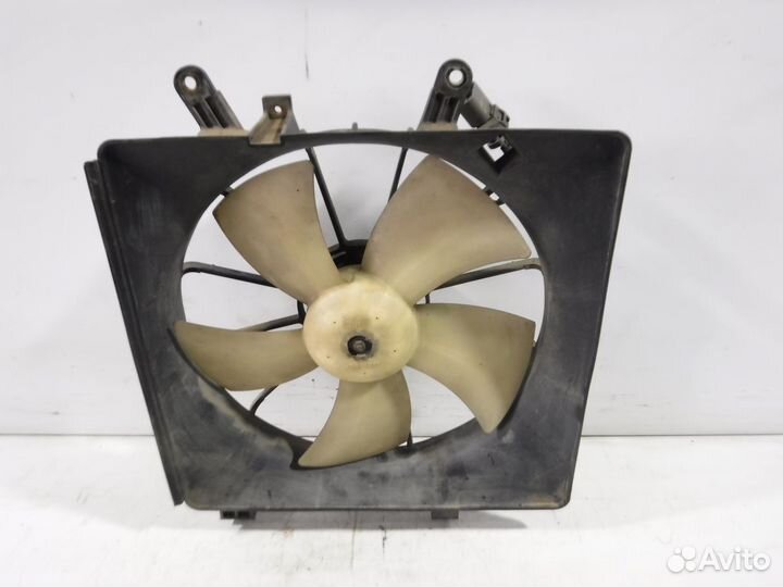 Вентилятор радиатора Honda Civic VII