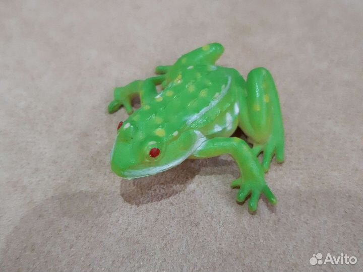 Игрушечные лягушки 4 штуки