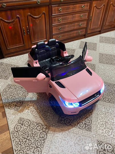 Электромобиль новый