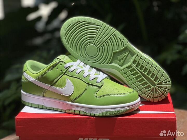 Кроссовки Nike Dunk Low 