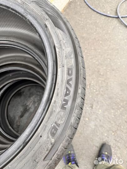 Yokohama Advan dB V552 245/45 R19 98Y