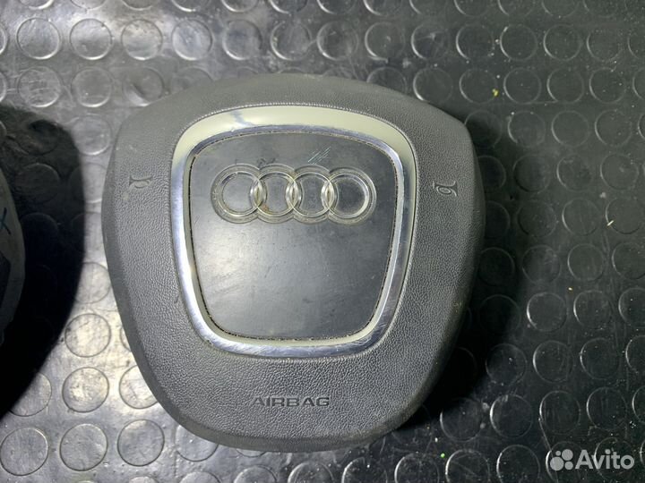 Подушка безопасности в руль Audi