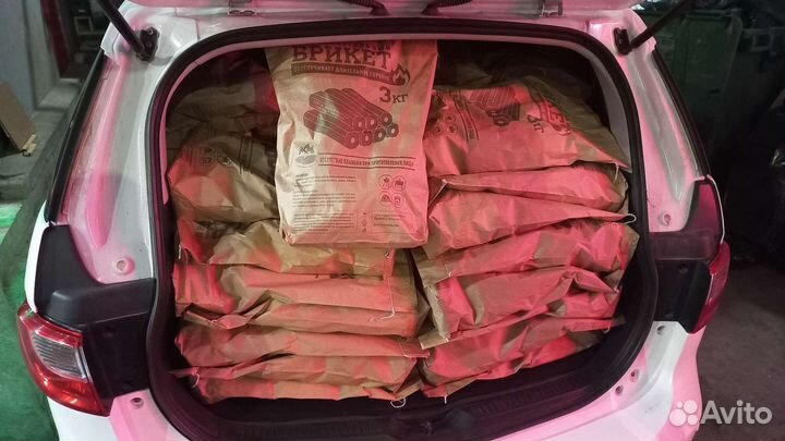 Древесный уголь в брикетах