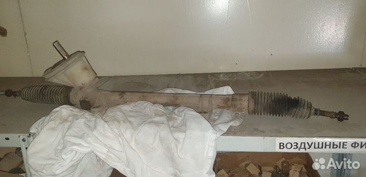 Рулевая рейка меган 2