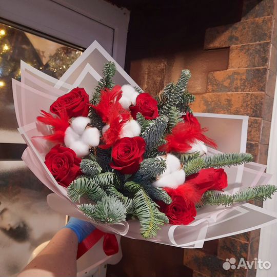 Новогодний букет из нобилиса