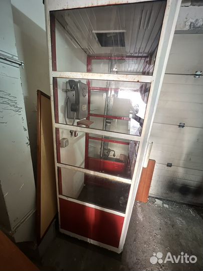 Телефонная будка Таксофон