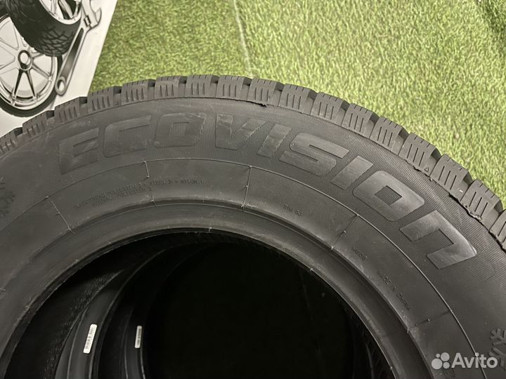 Ovation EcoVision W-686 285/50 R20 115T