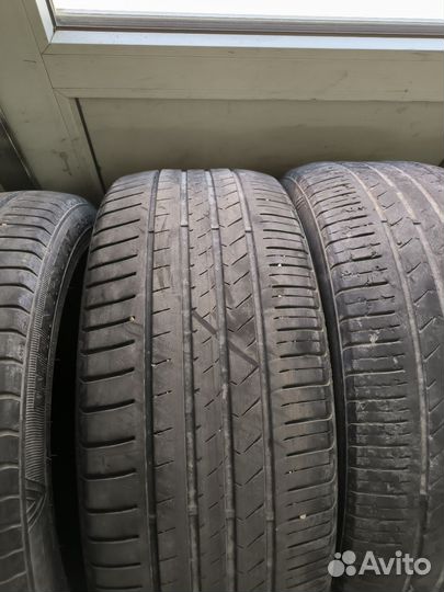 Winrun R330 235/45 R18