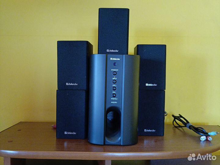 Колонки Defender Hollywood 35