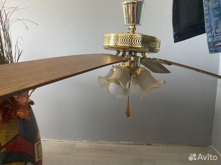 Люстра потолочная бу