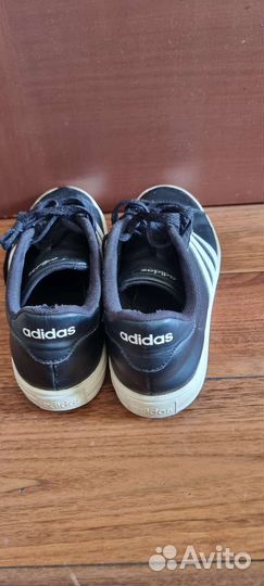 Кроссовки adidas