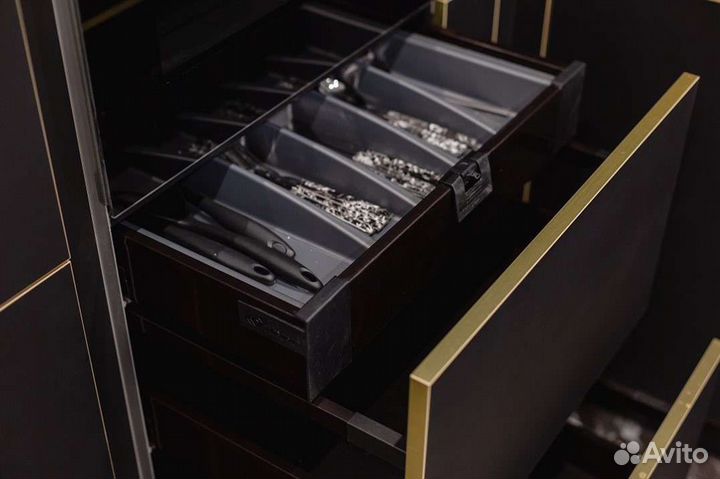 Встроенная кухня от производителя