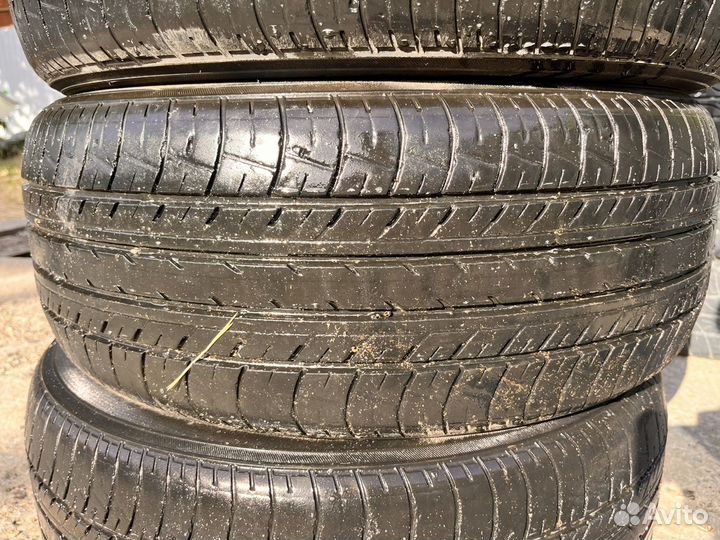 Yokohama BluEarth E70BZ 215/55 R17 94V