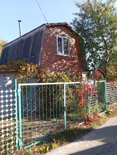 Дом 50 м² на участке 5 сот.