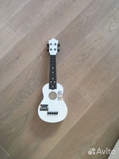 Гитара укулеле