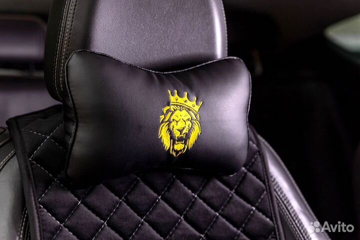 Подушки под шею с вышивкой