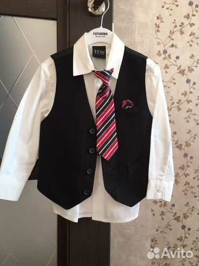 Рубашка жилетка галстук