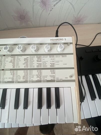 Korg microkorg mk-1S