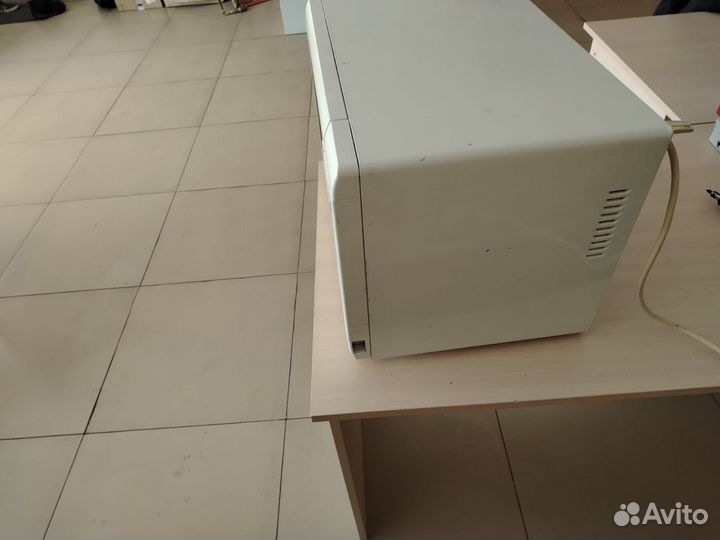 Микроволновая печь (на запчасти)