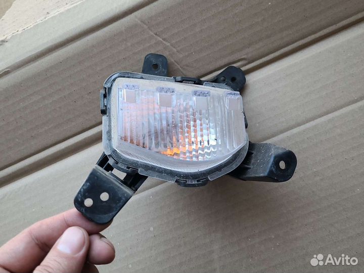 Указатель поворота правый kia K5 2020