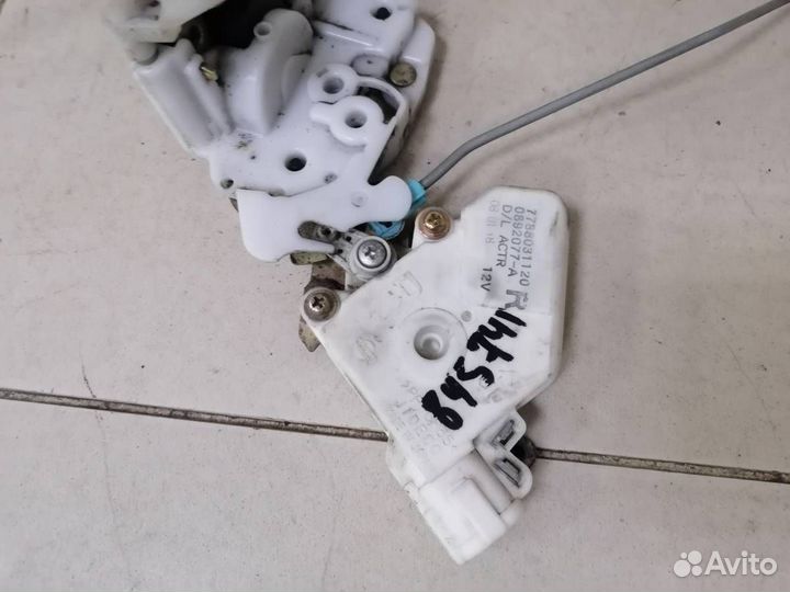 Замок двери передней правой Nissan Almera Classic B10 2006-2013