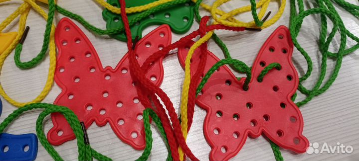 Шнуровки игрушки для малышей