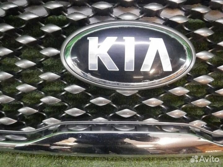 Решетка радиатора Kia Sorento/Sorento Prime
