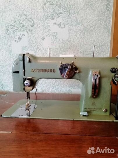 Швейная машина Altenburg