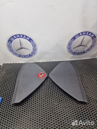 Заглушки торпедо Mercedes W211