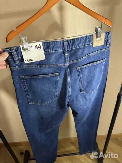 Джинсы Bershka slim W34 классические новые