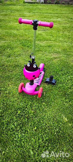 Самокат детский трехколесный