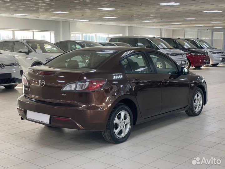 Mazda 3, 2012
