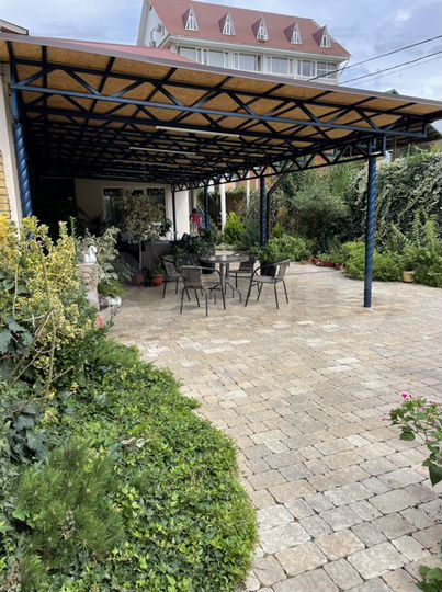 Комната 25 м², 1/3 эт.